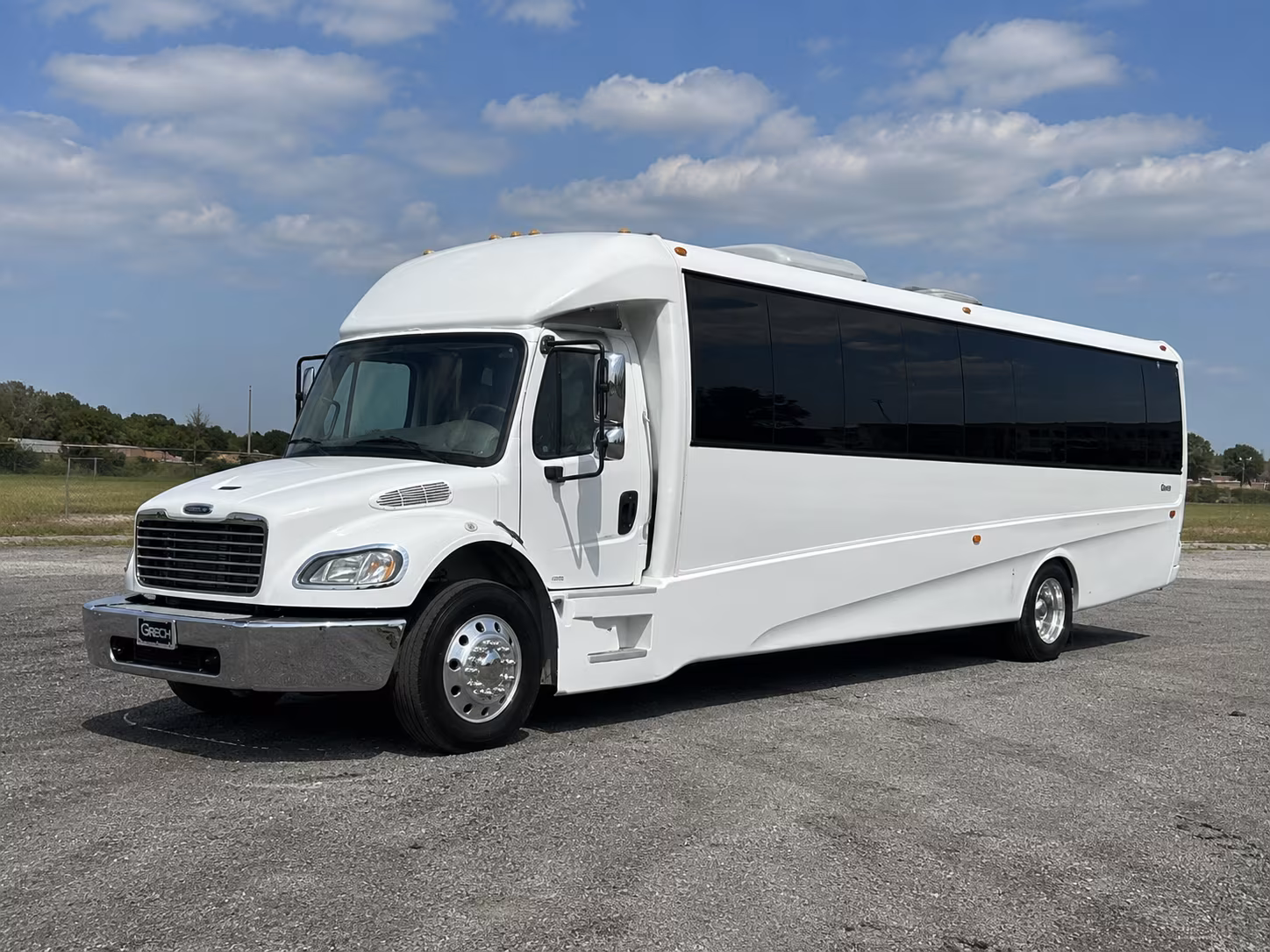 bend 50 passenger party bus
