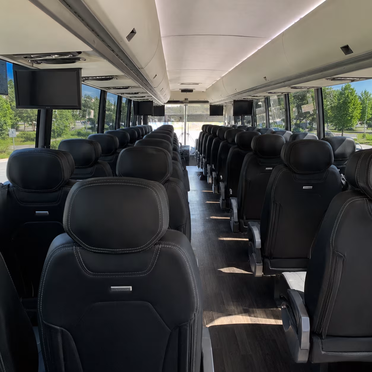 bend brewery and winery tour buses