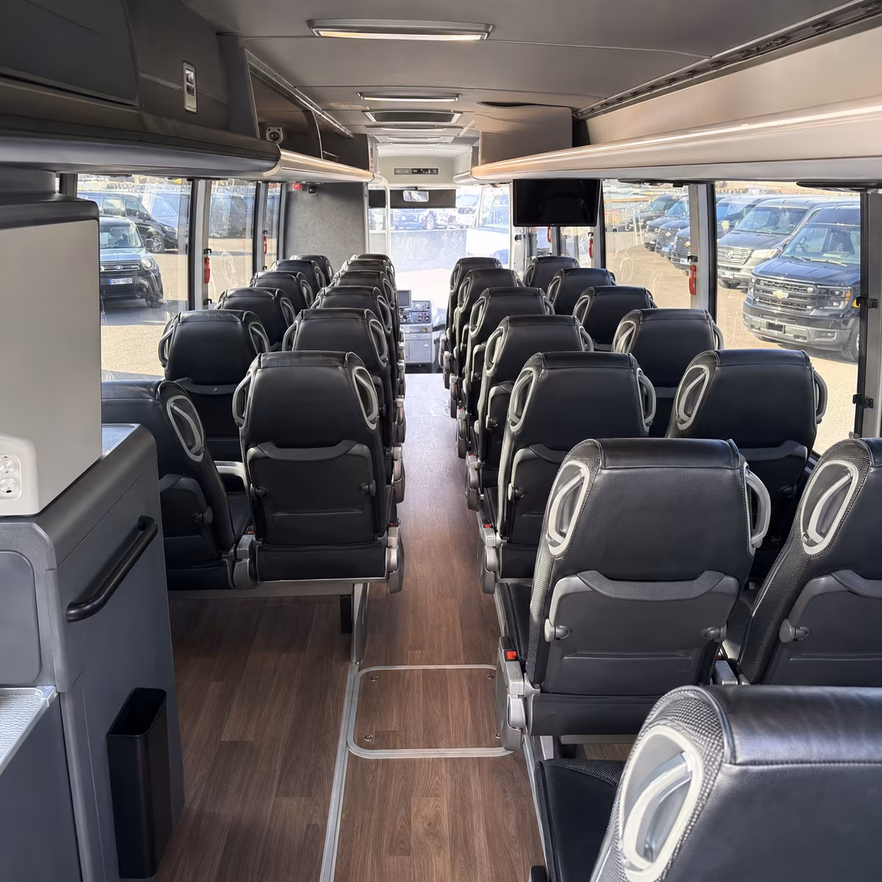 charter buses for outdoor ceremony venues outside bend