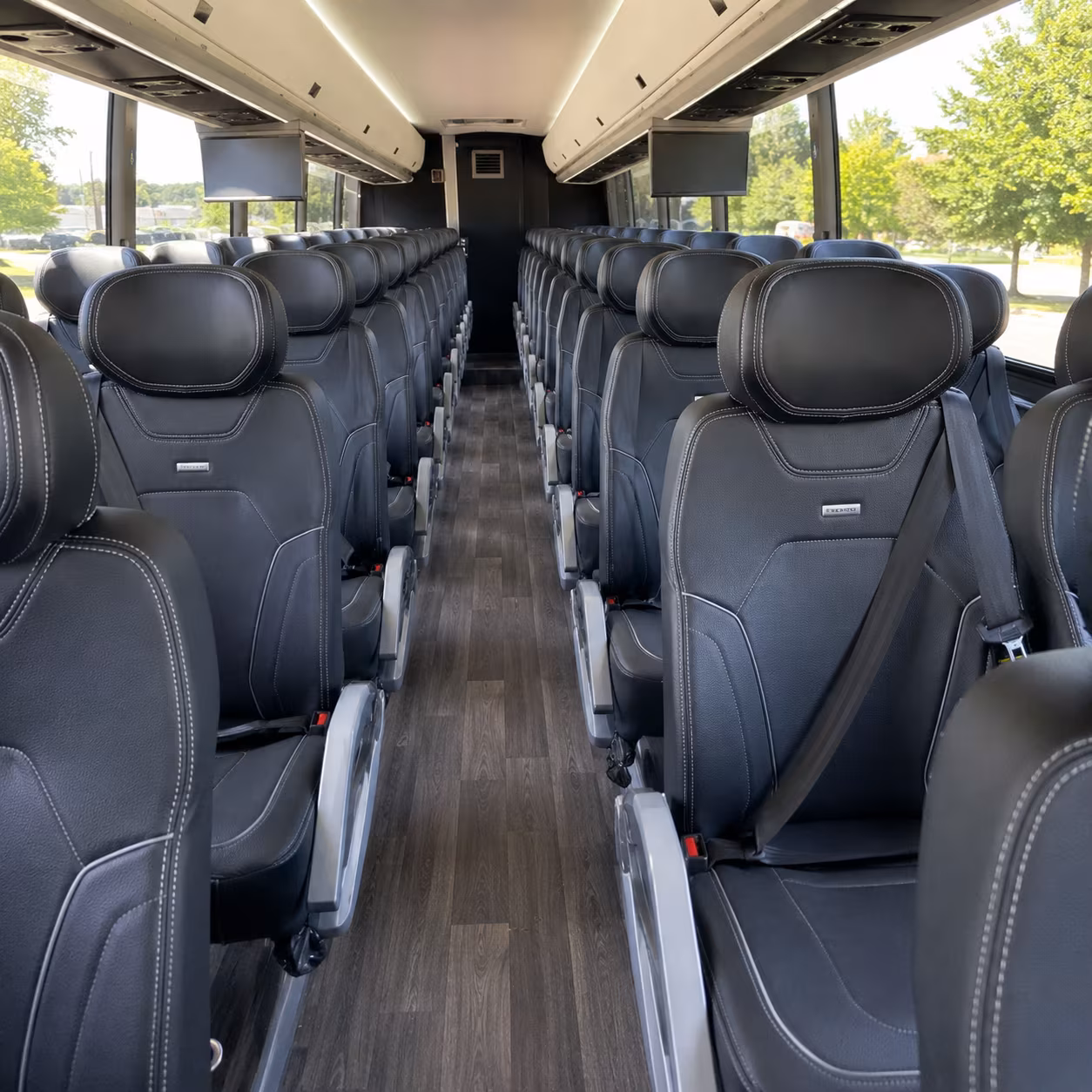 charter buses for riverhouse convention center events and conference shuttles