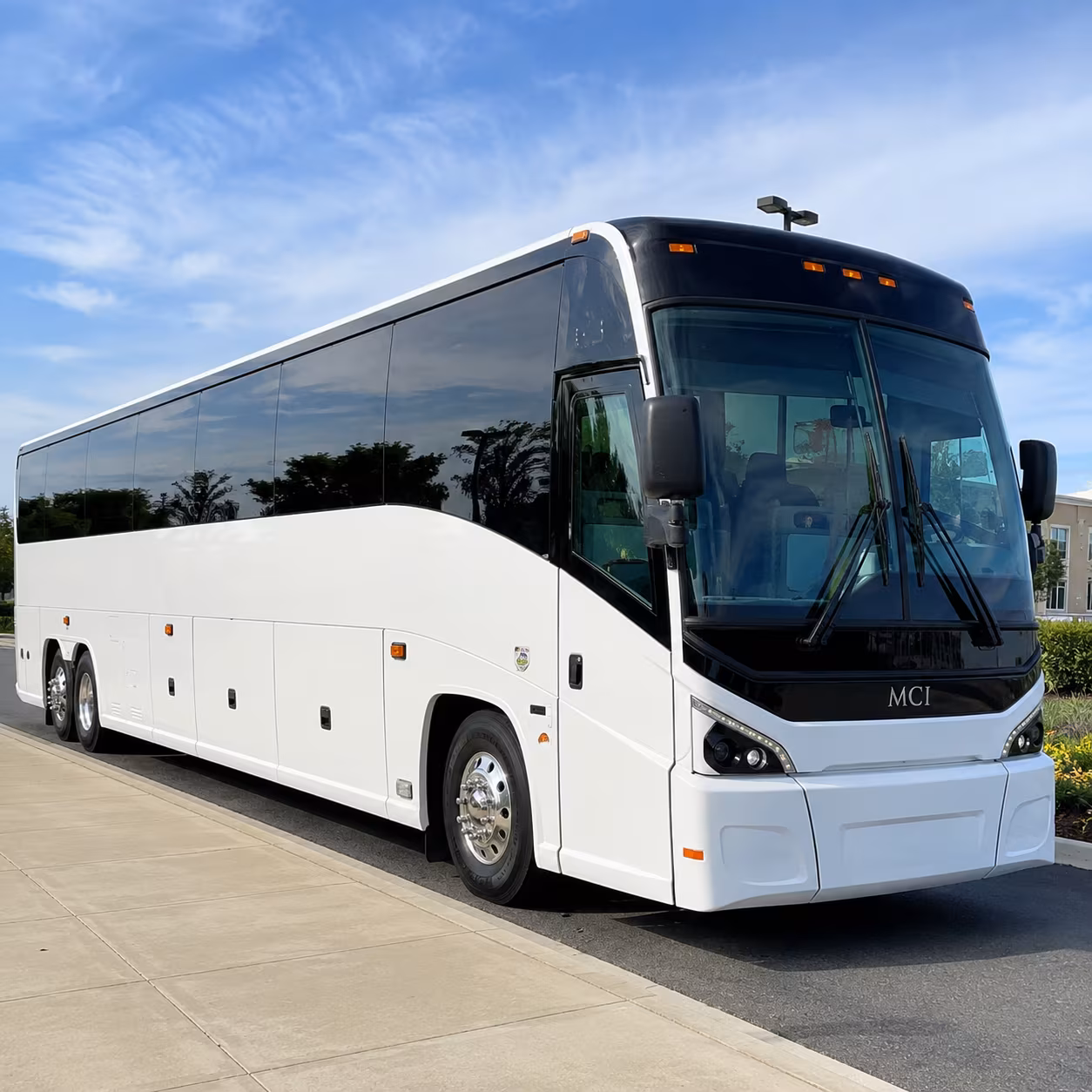 charter buses to hayden homes amphitheater shows in bend