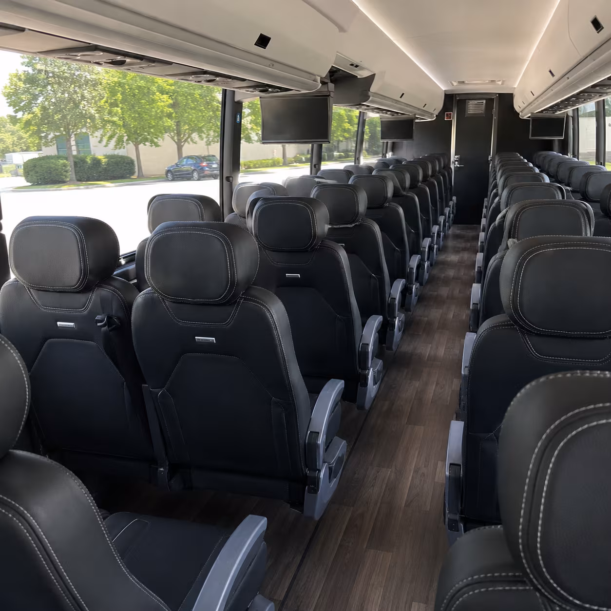 mt bachelor ski trip buses and winter event shuttles