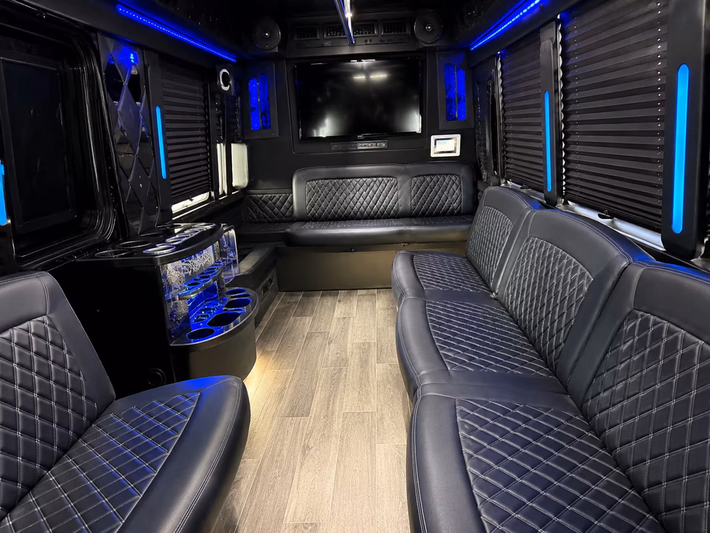 party buses and charter buses for bend elks baseball games