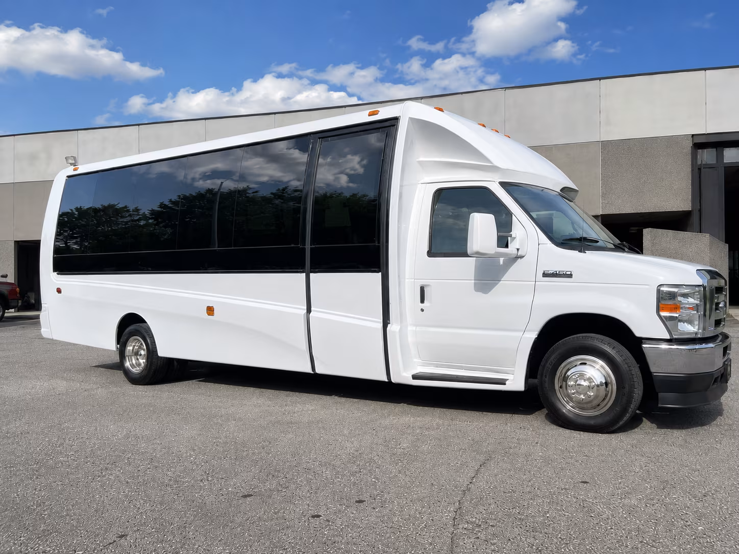 whitewater and outdoor competition event shuttle buses in bend