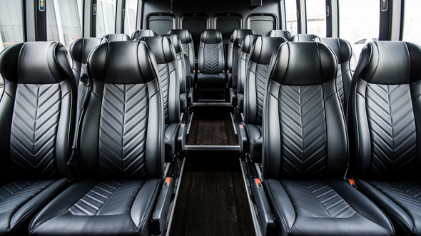 25 passenger minibus rental albany