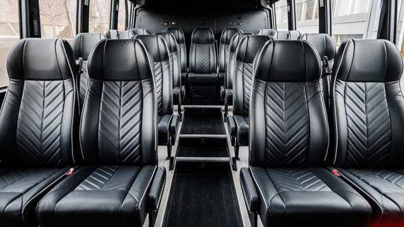 35 passenger minibus rental albany